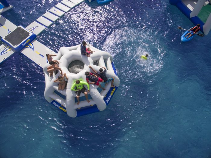 Aquaglide Thunderdome